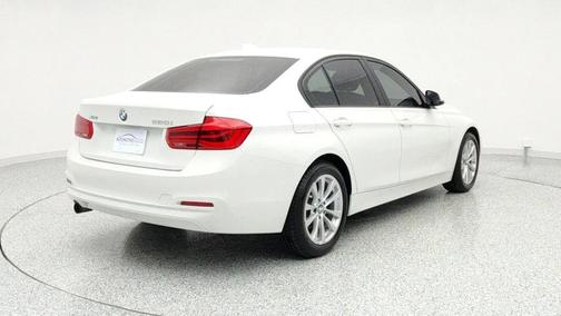 2017 BMW 320 i