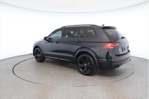 2024 Volkswagen Tiguan 2.0T SE R-Line Black 4MOTION