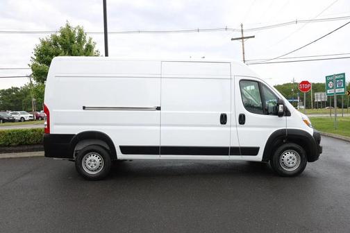 Bright White Clearcoat 2025 RAM ProMaster 2500 Tradesman