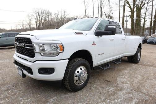 2023 RAM 3500 Big Horn Crew Cab 4x4 8' Box