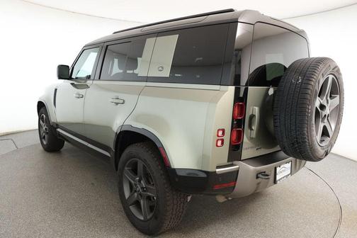 2023 Land Rover Defender 110 X-Dynamic SE