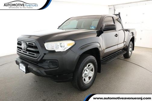 2018 Toyota Tacoma SR