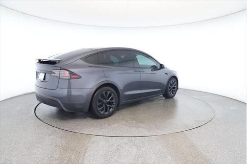 2023 Tesla Model X Standard Range