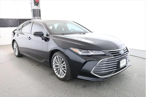 2022 Toyota Avalon Hybrid Limited