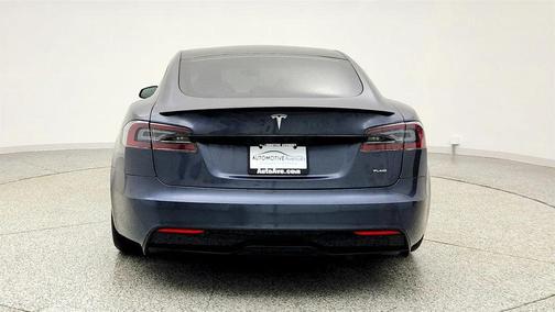 2021 Tesla Model S Plaid