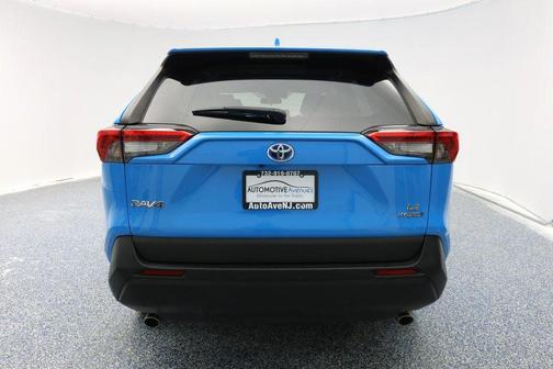 2020 Toyota RAV4 Hybrid LE