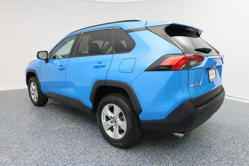 2020 Toyota RAV4 Hybrid LE