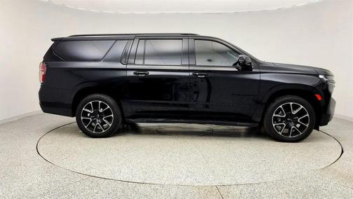 2021 Chevrolet Suburban RST