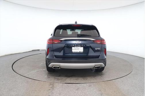 2022 INFINITI QX50 LUXE