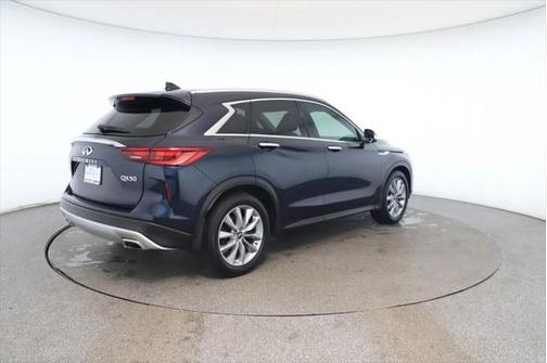 2022 INFINITI QX50 LUXE