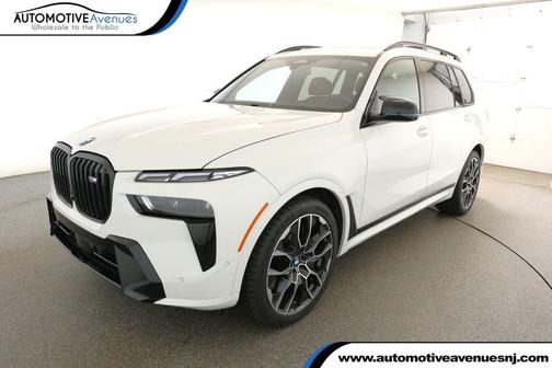 2024 BMW X7 M60i