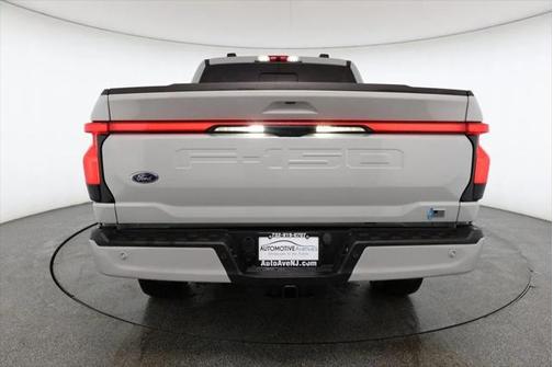 2023 Ford F-150 Lightning Platinum