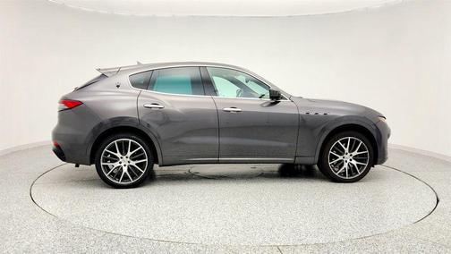 2022 Maserati Levante Modena