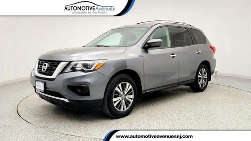 2019 Nissan Pathfinder S