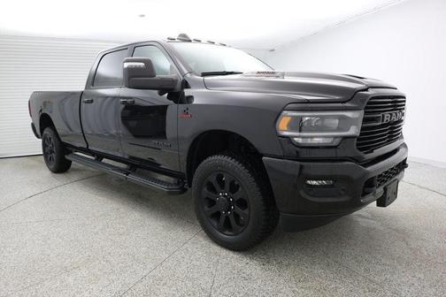 2024 RAM 3500 Laramie Crew Cab 4x4 8' Box