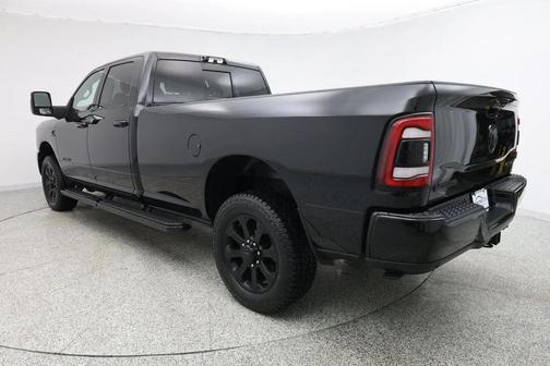 2024 RAM 3500 Laramie Crew Cab 4x4 8' Box