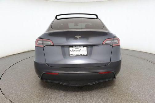 2023 Tesla Model Y RWD