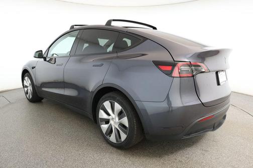 2023 Tesla Model Y RWD