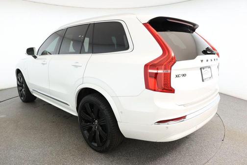 2024 Volvo XC90 Recharge Plug-In Hybrid T8 Plus 6-Seater