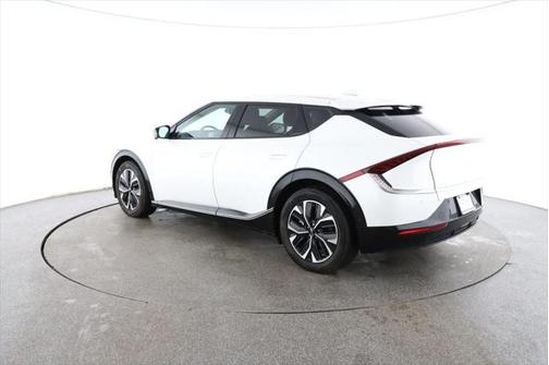 2022 Kia EV6 Wind