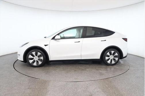 2023 Tesla Model Y Long Range AWD with 7 Seat White & Black Premium Interior