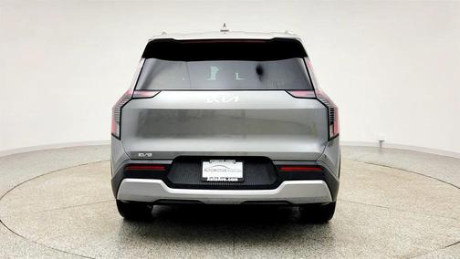 2024 Kia EV9 Wind