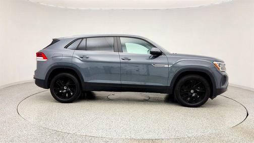 Pure Gray 2024 Volkswagen Atlas Cross Sport 2.0T SE w/Technology