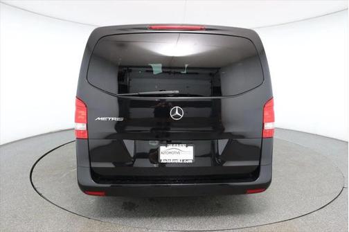 2023 Mercedes-Benz Metris Base