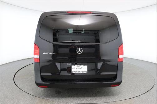 2023 Mercedes-Benz Metris Base