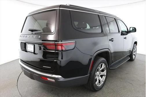 2022 Jeep Wagoneer Series II 4x4