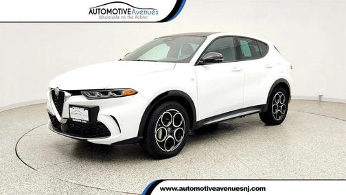 Alfa White 2024 Alfa Romeo Tonale Ti EAWD
