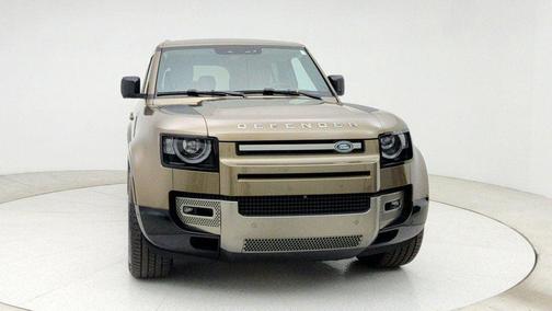 2024 Land Rover Defender 110 P400 X-Dynamic SE