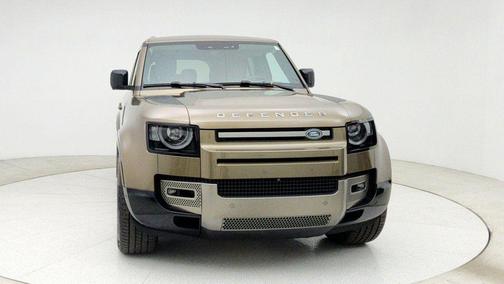 2024 Land Rover Defender 110 P400 X-Dynamic SE