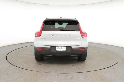 2022 Volvo XC40 Recharge Pure Electric P8 Twin Plus