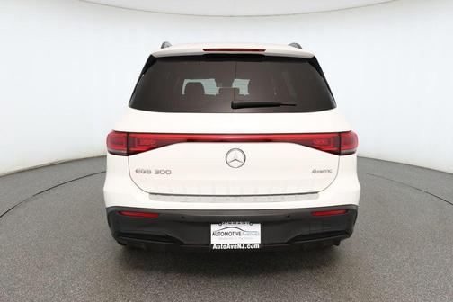 2022 Mercedes-Benz EQB 350 4MATIC