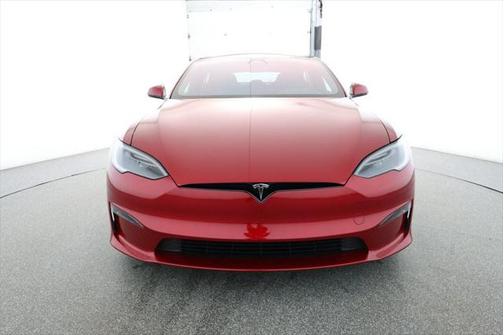 2025 Tesla Model S Plaid