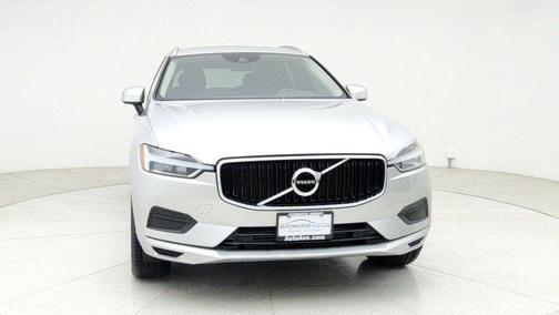 2020 Volvo XC60 T5 Momentum