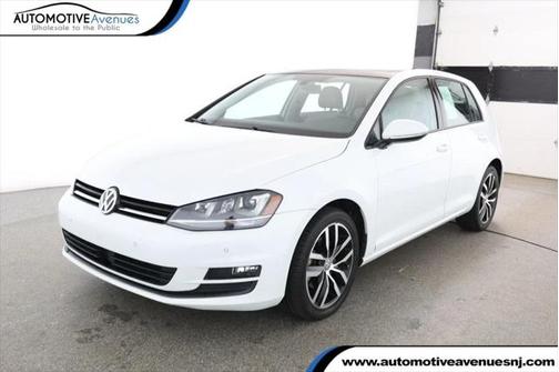 2015 Volkswagen Golf Auto TSI SE