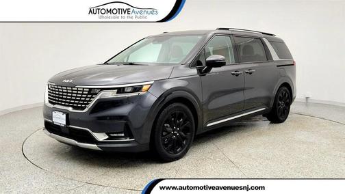 2024 Kia Carnival SX