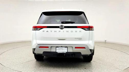Everest White Pearl Tricoat 2025 Nissan Pathfinder Platinum 4WD