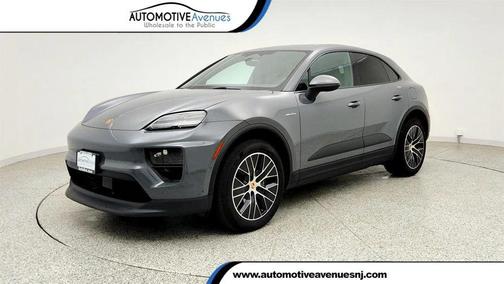 Volcano Grey Metallic 2025 Porsche Macan Macan Electric