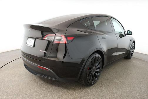 2022 Tesla Model Y Performance Dual Motor All-Wheel Drive