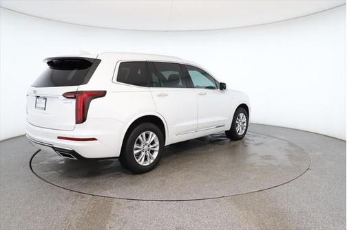 2024 Cadillac XT6 Luxury AWD