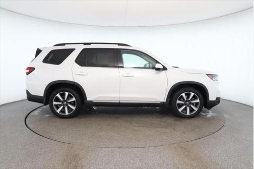 2023 Honda Pilot AWD Elite