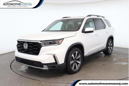 2023 Honda Pilot AWD Elite