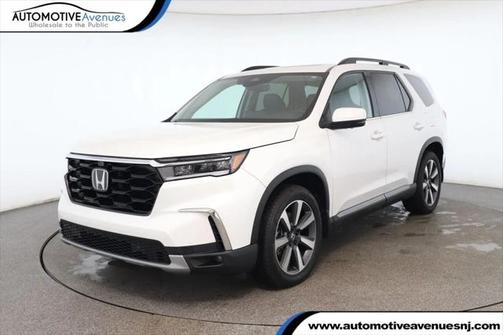 2023 Honda Pilot AWD Elite