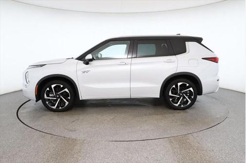 2023 Mitsubishi Outlander PHEV SEL