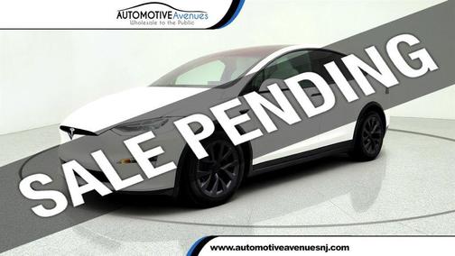 Pearl White Multi-Coat 2022 Tesla Model X AWD