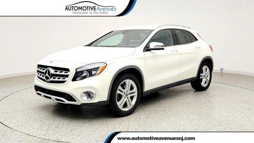 Arctic White 2018 Mercedes-Benz GLA 250 4MATIC