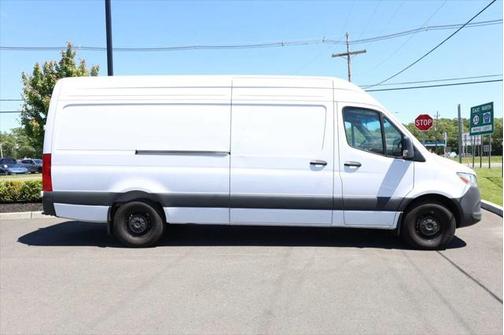 2024 Mercedes-Benz Sprinter 2500 High Roof